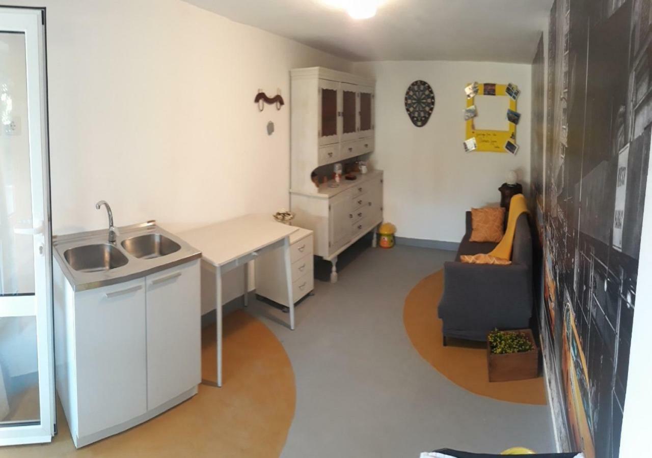 Holiday Home Dioniza ボドニャン エクステリア 写真