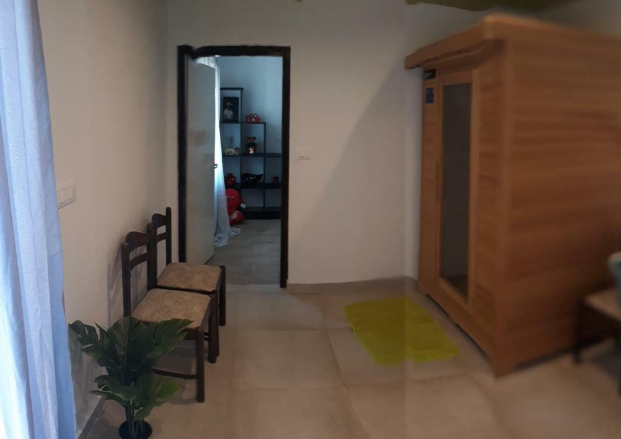 Holiday Home Dioniza ボドニャン エクステリア 写真